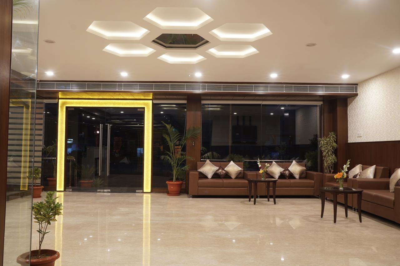 Admire Inn By Tgi Udaipur Dış mekan fotoğraf